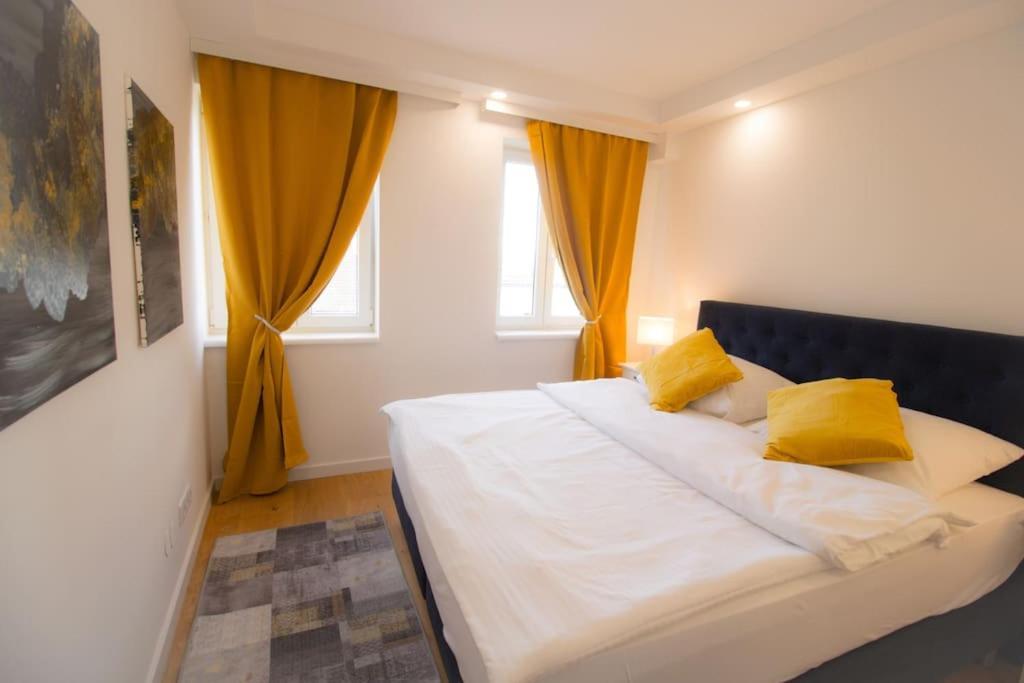 Charming Apartment In Heart Of Vienna L Jos20 Exteriör bild